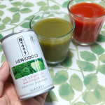 コレステロール対策に効果のあるという特徴に惹かれてトクホの緑でサラナを飲み始めてみました。今までもトマトジュースや野菜ジュースを飲んでいたけど、とくにトマトの味が苦手でした。緑でサラナは、飲みやすい味…のInstagram画像