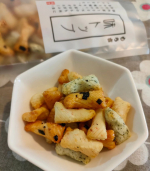 @mochidangomura さまの味トップをお試しさせていただきました🤗子どもの頃、よく母ともち吉さんの店舗に行って割れせんべいを買っていたので、私の中でお煎餅といえばもち吉さんのイメージがあ…のInstagram画像