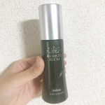 【薬用リリィジュRICH】続けています。押し当てて出すノズルの使いやすさが抜群の育毛剤。頭皮マッサージをしながら揉み込んでつけています。使用するのが楽なので、毎日朝晩2回ケアするのが習慣にな…のInstagram画像