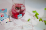 ✧癒しのハーブティータイム🩷クールセンセーション＜ピーチ＆パッションフルーツ/ベリーモヒート＞飲み比べしたよティーパック型で水出しで5分でできちゃう！お手軽にのめるのがいいよねピー…のInstagram画像