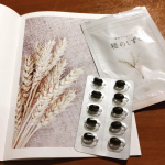 「植物プラセンタ 穂のしずく」カプセルまで植物性にこだわったという、植物１００％のサプリメント。アグリコン型イソフラボンや、有機栽培のドイツ産ライ麦プラセンタエキスを中心に…スイス産のレッ…のInstagram画像