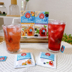 ポンパドールクールセンセーション🌟▷▶ピーチ&パッションフルーツ▷▶ベリーモヒート飲み比べしてみました🥰▷▶ピーチ&パッションフルーツほんのり甘いピーチの香りがふわぁ〜といい香りで、パ…のInstagram画像