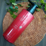 🚿女性用デオドラントボディソープ🌹梅雨明けもまだなのに暑い日が続いてムシムシする不快な今日この頃💦特に汗をたくさんかいた日はニオイが気になる💦そして…いわゆる加齢臭とよばれるものは男性…のInstagram画像