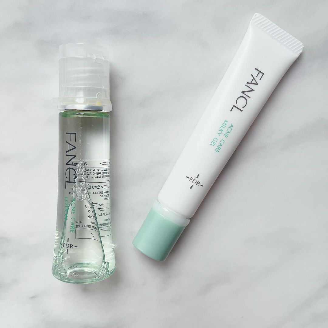 口コミ投稿：『アクネケア 化粧液+ジェル乳液セット』を試してみました！プルーン酵素エキスが、…