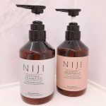 .→NIJI RHYTHMIC シャンプー＆トリートメント使い始めて10日ほどが経過しました。残量1/4くらいかな？1本で1ヶ月は持ちそうです😊気になっていた硬い髪のゴワゴワ感が無くなり、ま…のInstagram画像