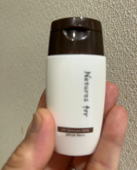 「Natures for UV スキンケアミルク」30ml（SPF24/PA＋＋）肌を整えながら顔・全身をUVから守るノンケミカル日焼け止め。毎日の化粧下地にも78%が植物由来の美容成分を使…のInstagram画像