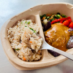 作るのが面倒な日のお手軽ランチ♪冷凍庫に常備しておきたいPLANT BASED プラントベースプレート。外袋を外して透明の袋のまま電子レンジで加熱するだけ。熱さに気をつけながら透明の…のInstagram画像