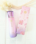 美しいパッケージが素敵な🌸桜咲耶姫モイストローション✨✨🩷綺麗なボトルで使うのが楽しみで使い続けてます😆さらりとした使用感で肌にすーっと馴染みます✨美容成分がしっかり配合されているので、…のInstagram画像