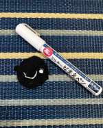 株式会社KAWAGUCHI様のミルキーなまえペン黒のマイネームペンはよく使うけど紺とか黒の服にかけないのが難点だったからこちらをお試ししたいな〜と以前のモニターの際に伝えてみたら、、、モニター…のInstagram画像