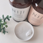 2つ前の投稿でご紹介したナノファイバージェル配合の⭐︎NIJI RHYTHMIC⭐︎シャンプー＆トリートメントテクスチャーの見た目はこんな感じです。シャンプーに比べてトリートメントは固め…のInstagram画像
