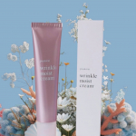パケがまず可愛すぎませんか、、、！💖エイジングケアが叶う万能ビタミン「レチノール」もしっかり入ってます✨ハリと弾力、贅沢な潤いを贅沢に体感できる商品です🍀#PR #エクセレントメディカル #…のInstagram画像