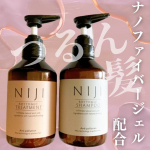 髪のパサつきとペタンこが悩みNIJIのシャンプーはほのかに香りがしてしっとり使えてお気に入り！最近毛先のパサつきがおさまった気がする。すとん、つるんとまとまる髪に憧れてるから近づけた気…のInstagram画像