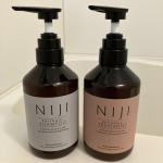 NIJI RHYTHMICシャンプー＆トリートメント毎日のヘアケアを楽しむために設計されたこのシャンプー＆トリートメントは、植物由来の成分と新素材「ナノファイバージェル」が配合されていて、キューテ…のInstagram画像