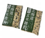 ▫️北海道玄米雑穀サンプル　70g×2袋北海道産の玄米と雑穀をブレンド✨いつものごはんに混ぜて炊くだけで、手軽に栄養バランスのとれた玄米雑穀ごはんができあがり🍚 ✔︎100%北海道産 11…のInstagram画像