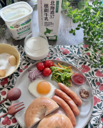 ユーコープのお試しセットで朝ごはん♪⁡組合員さまの声を活かして作った自慢の6品は⁡・味菜卵で作ったゴールデンマヨネーズ・生乳100％のプレーンヨーグルト・味菜卵で作ったこだわりプリン・北…のInstagram画像