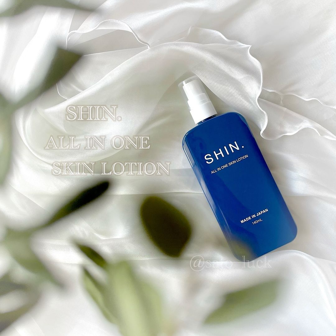 口コミ投稿：...シックなボトルデザインのこちらは、メンズ用のオールインワンローション♡シュッ…
