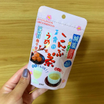 .夏に使いやすい減塩梅こんぶ茶🍵『減塩梅こんぶ茶』は、塩分を30%カット（当社梅こんぶ茶比）しながらカルシウムやヨウ素などのミネラル分を豊富に含んでいます。そして梅干しに含まれるクエン酸には体の…のInstagram画像