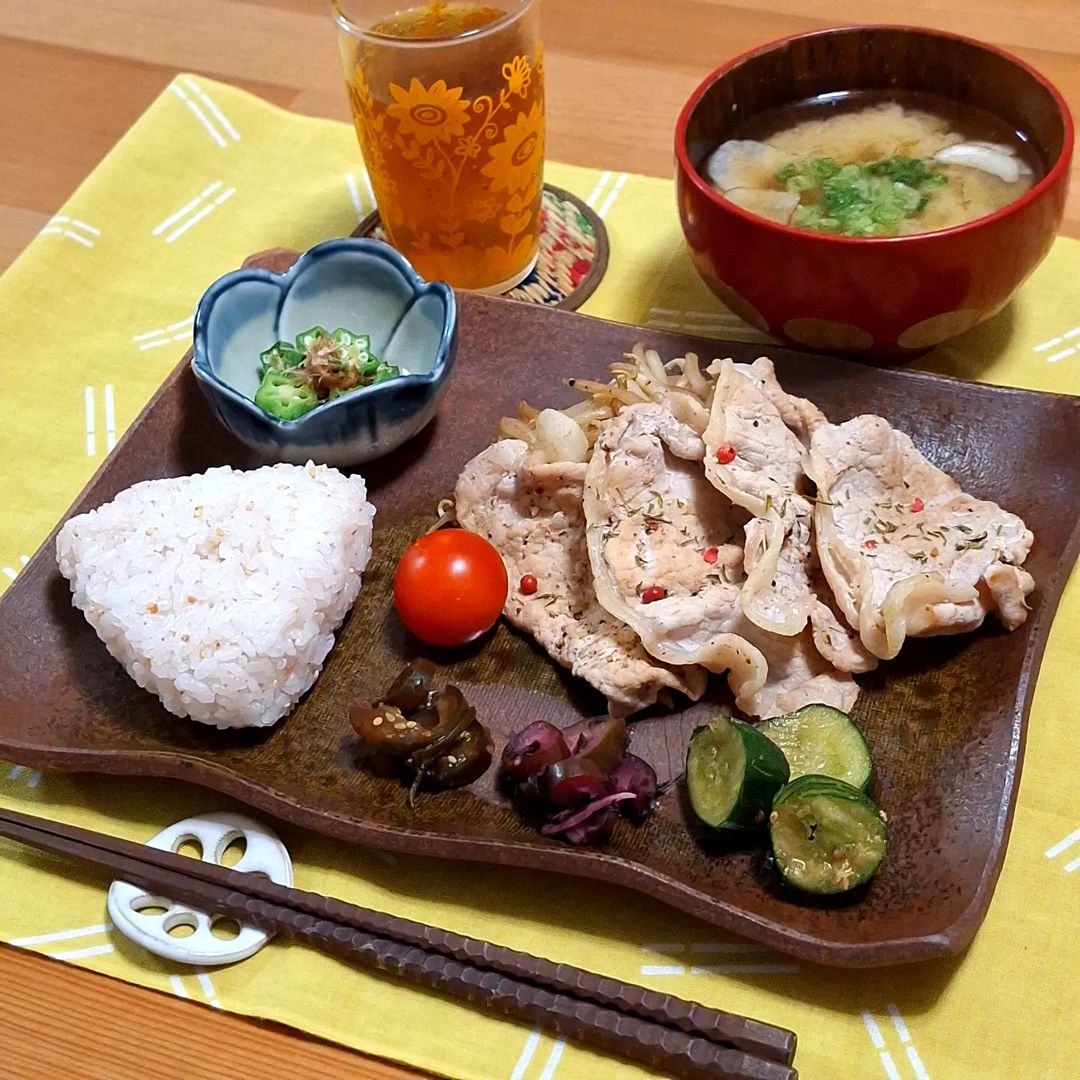 口コミ投稿：.再投稿だけではさみしいので、今日はもうひとつ😜ある日のテレワークランチ🍴おしなが…