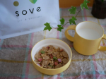 《SOVEシリアル ストロベリーブレンド》毎日のカラダづくりをサポートしてくれる大豆と野菜のシリアル。1食分40gでたんぱく質11.0gと食物繊維約3.7~6.6gとれます。大豆のフレークは…のInstagram画像