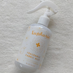 BIBIDAY様よりEuphoria キンモクセイ フレグランス ファブリックミスト 提供頂きました✨空間や衣類を心地よい香りに変えるフレグランスファブリックミスト。出かける前、リフレッシュした…のInstagram画像