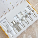 7 day Special Set プログラム3b.glenのスキンケアセットをお試しさせていただきました！届いてから何よりテンションが上がったのがこの、箱を開ける瞬間！ズラーっと並んでる…のInstagram画像
