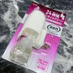 電子のパワーで２４時間ニオイをクリーンに！エステーの消臭プラグタイプ使ってみました。リビングや玄関、廊下やトイレで使えますよ。電子パワーだから、広いお部屋もしっかり消臭。連続使用で約６…のInstagram画像