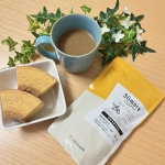 ・・スリモアコーヒー大ファンです！！このコーヒーは砂糖なしで飲むべし。と私は思います。ホットでプラスミルクがお気に入り。毎日、朝と夕食後に飲んでます。じわーっと体にコーヒーが行き渡…のInstagram画像