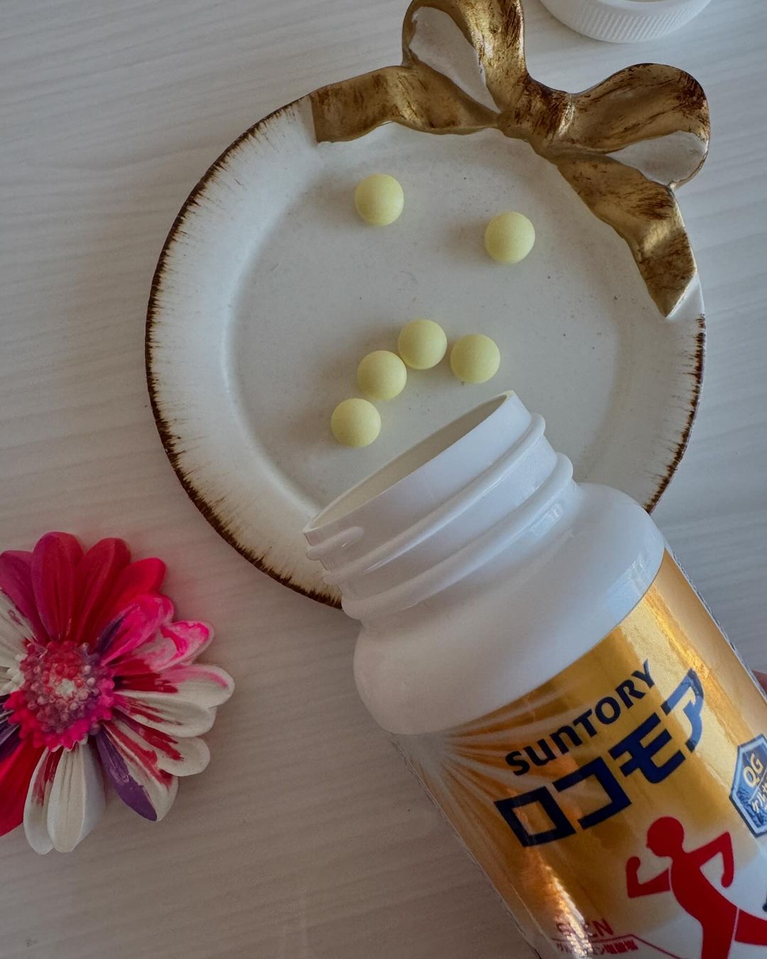 口コミ投稿：父が膝が痛いと言っているので、ロコモアを飲んでいつまでも元気でいてほしい👴🏻孫と…