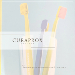 CURAPROX の歯ブラシを使ってみました🦷一般的な歯ブラシの5倍の植毛数で歯に密着してるのがわかるから「磨けてる！」っ感覚を味わえます弾力性があってやわらかい鉛筆持ちで優しく磨くだ…のInstagram画像