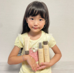 新ブランド誕生～！！親子で使えちゃう薬用クリームたちのセット♡ローション-化粧水-ミルク-乳液-クリーム３点がセットになっていてこのセットがあれば潤いが長続き～✲薬用のやつって子…のInstagram画像
