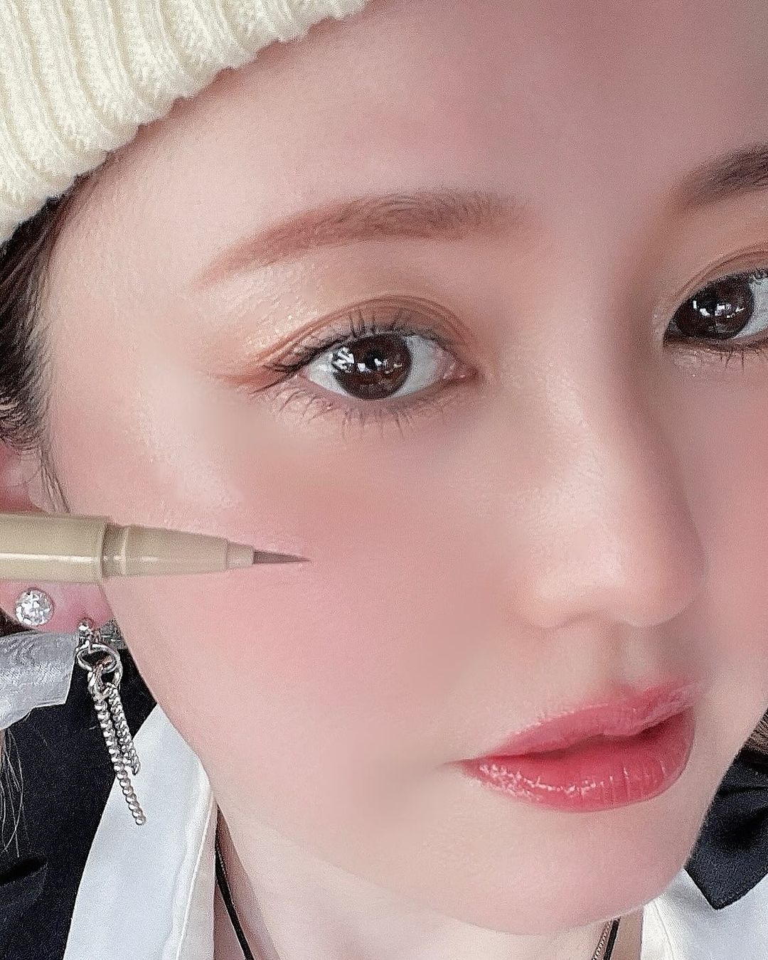 口コミ投稿：🧸全人類盛れラテブラウンだって！カフェラテみたいにミルクが混ざったブラウンカラー…