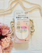 モイストラボ　パウダレスフィットファンデーション01 ライトオークルのレビューです✨パウダーなのに粉感ゼロのつや肌にしてくれます🩷大好きで、つい最近も買ったばかり🥰リピしてるファンデ🫶高密…のInstagram画像
