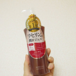【ハイスキン　モイストジェルN】乾燥する季節の全身保湿にぴったりなワセリンジェル。片手で出せるポンプタイプで使いやすいです。ワセリンと聞くと粘度が高くて伸びづらいとかべたつくイメージがあるか…のInstagram画像