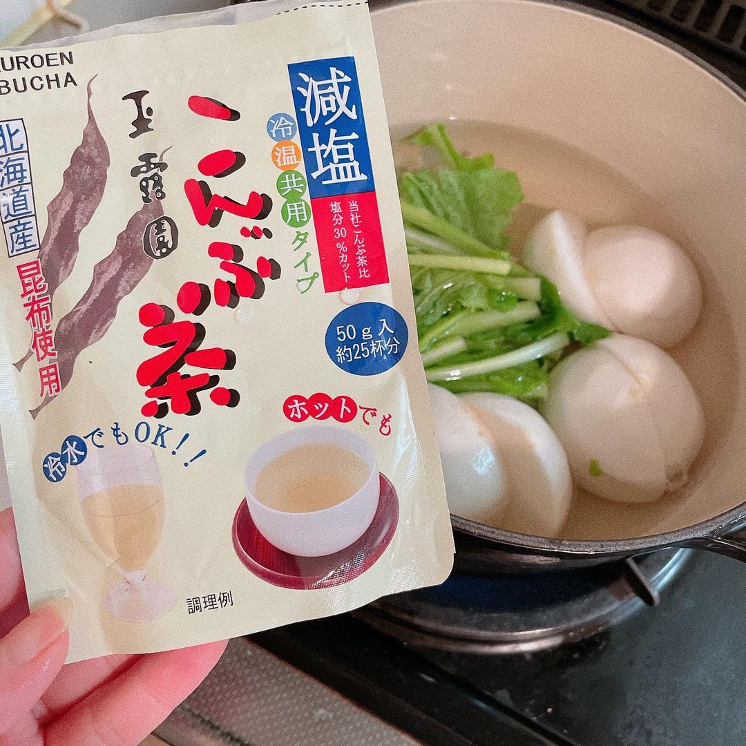口コミ投稿：一年中お世話になっているこんぶ茶🍵そのまま飲むだけでなく、白だし＋こんぶ茶で料理…