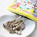 . . ᝰ✍︎꙳⋆ #pr息子のお気に入りっっ👦🏻体に良いおやつ🐟「カリッと小魚くん30g」食べやすいサイズの国内製造いわし煮干しを選定して使用しているの。砂糖、いりごま、香辛料だけ…のInstagram画像