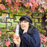 見て❗紅葉も綺麗だけど私も負けてないでしょ🍁それも天然マイクロニードル237,500本のおかげなの🤗🪡ビディニードルエッセンス　天然マイクロニードル配合導入美容液🪡秋から冬へ変わる今時期…のInstagram画像