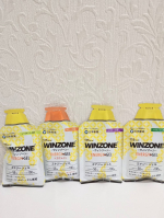 WINZONE エナジージェル ジェルということで、飲むゼリーをイメージしていましたが、とろとろっとしたテクスチャーです😳飲むととろみがよくわかって、新感覚で驚きました🎀走りながら水分を摂…のInstagram画像