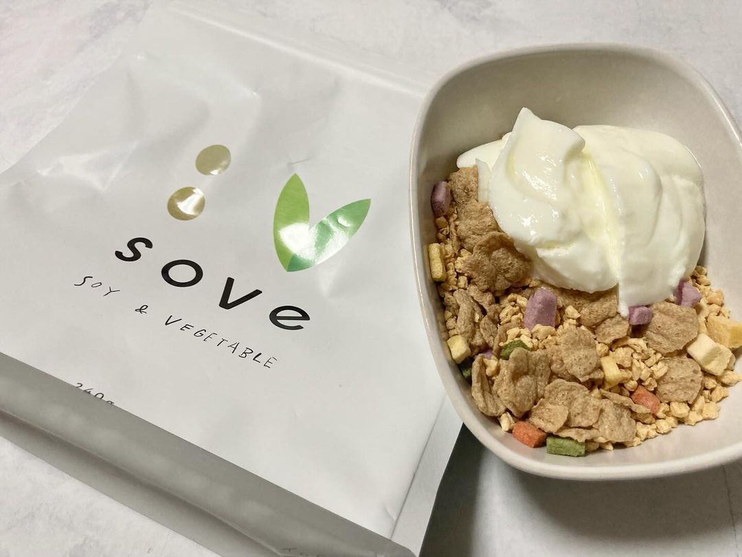 口コミ投稿：今日の夜ごはんは SOVE シリアル ✨ @sove.jp SOVE ディナー継続してます🥰 ヨーグルト…