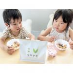 🌱3歳の息子、5歳の娘と一緒に、SOVEシリアル を食べています🥰　@sove.jpSOVEシリアル　オリジナルは、大豆と野菜のシリアルで、砂糖不使用。成長期の子どもたちに、朝から…のInstagram画像