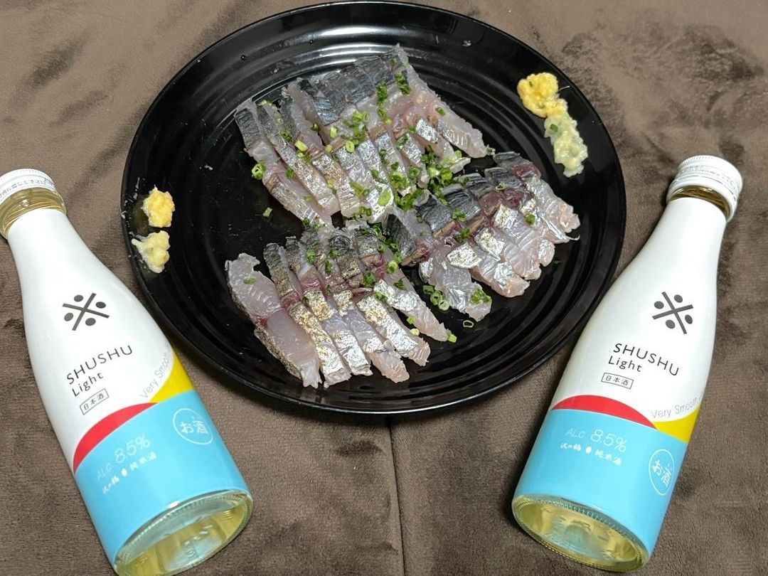 口コミ投稿：︎SHUSHU Light🩵シュシュライトは瓶のままスッと飲める軽やかさ次の日にお酒が残りづ…