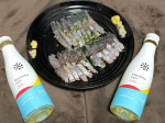 ︎SHUSHU Light🩵シュシュライトは瓶のままスッと飲める軽やかさ次の日にお酒が残りづらかったのも嬉しいな🤩パートナーが釣ってきたお魚を出してくれる時うちはいつも日本酒🍶なので…のInstagram画像