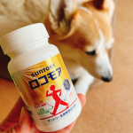 いつまでも元気でいたい！膝に不安があってミルクのお散歩も沢山したいけど。。。脚を気にせず色んなこと楽しみたい！そんな時にサントリーウエルネスさんから出てるロコモアに出会いましたよく知ってるメー…のInstagram画像