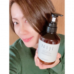 うるおいヘアを目指したい🥺✨そんな私が最近使い始めました！Nijiリズミックシャンプー&トリートメント😊💕ずっと前から話題になってたから凄く気になってました🙌✨ナノファイバージェルを配合し…のInstagram画像