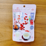 お湯を注ぐとすぐ飲めるこんぶ茶🍵夏はキンキンに冷やして飲んでも美味しいし、冬はホットでほっこり😊わが家では料理にも大活躍なので、一年中常備しています♪今回料理に使ったのは…#減塩梅こんぶ…のInstagram画像
