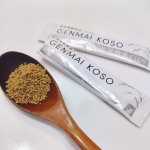 ヨーグルトにトッピングしたり、納豆に混ぜて食べると美味しいんですが、何よりそのまま噛んで食べるのがいいんですよねー😍香ばしくて美味しいんです👍ヘルシーなおやつとして、小腹満たしに食べてます✌️…のInstagram画像