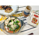 🍵玉露園のしいたけ茶🍄しいたけ大好き人間なので、お茶であの旨味を味わえるのは嬉しい！！もちろんお茶としても良し、お茶漬けにも良し、私は今回トマトラーメンの出汁として、鶏ガラスープと合わせて食べ…のInstagram画像