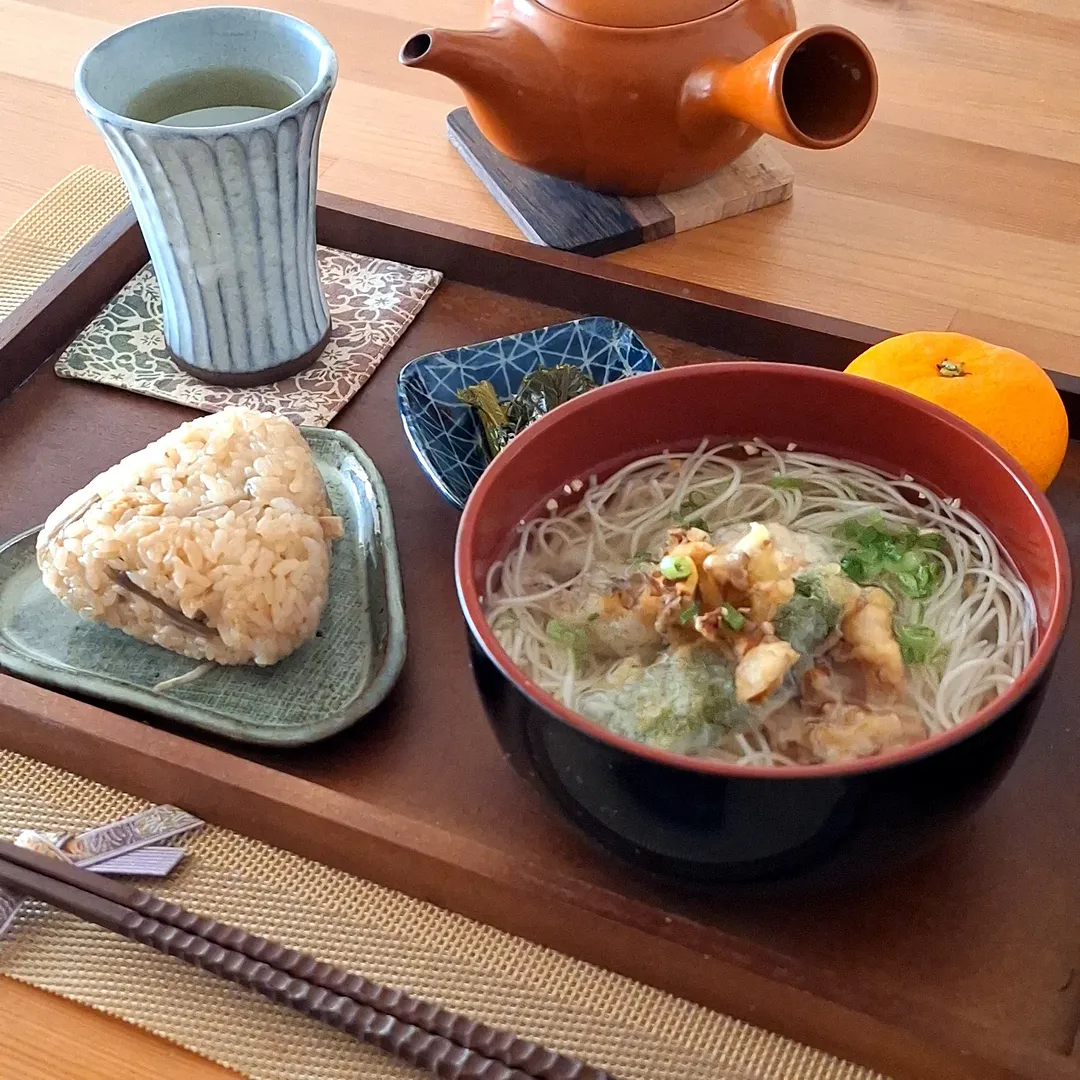 口コミ投稿：.おでん出汁の炊き込みご飯を作った次の日のランチは天ぷらにゅーめん定食🍜前夜わざ…