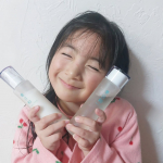 ❇️🌹💚スキンケアの華日和、使ってみました💚気温差の激しい毎日、しっかり保湿してあげないと💦💦ということで華日和を使って早１ヶ月ほど✴️🌱華日和 化粧水  容量：120mL　肌に吸い込ま…のInstagram画像