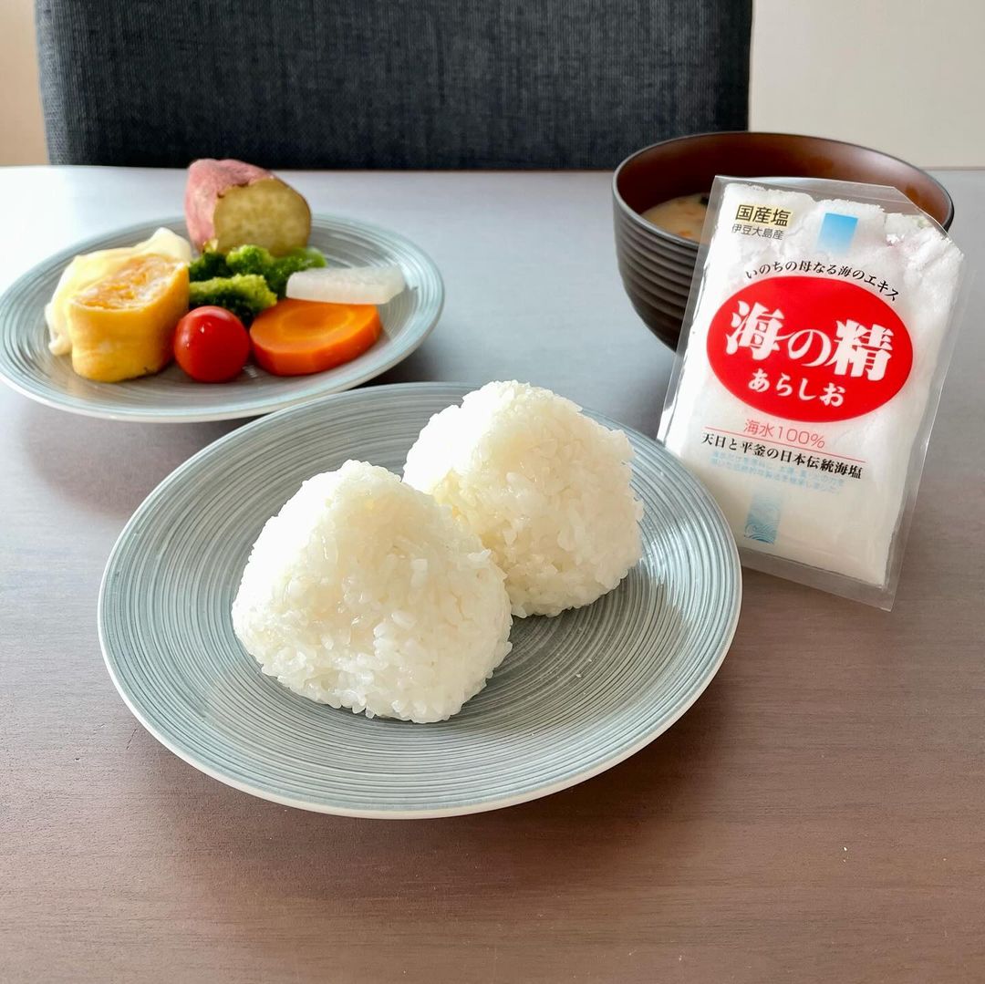 口コミ投稿：海の精ショップ様より海の精 あらしおをいただきました😊こちらのお塩はただ塩辛いだ…