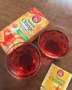 ポンパドールのフルーツオブザワールド、めちゃくちゃ美味しい！！スパニッシュオレンジ🍊綺麗な色にまずびっくり！結構、濃い赤。元気が出る😄香りフレッシュ✨飲み口はさらり、後味はしっかりオレンジの…のInstagram画像
